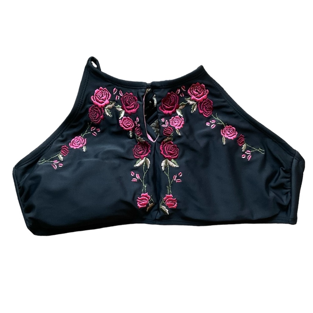 Xhilaration Women’s Roses Crop Swim Top No Bottom Size Large
